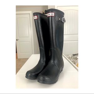 TALL HUNTER BOOTS